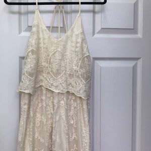 Beautiful lace maxi dress